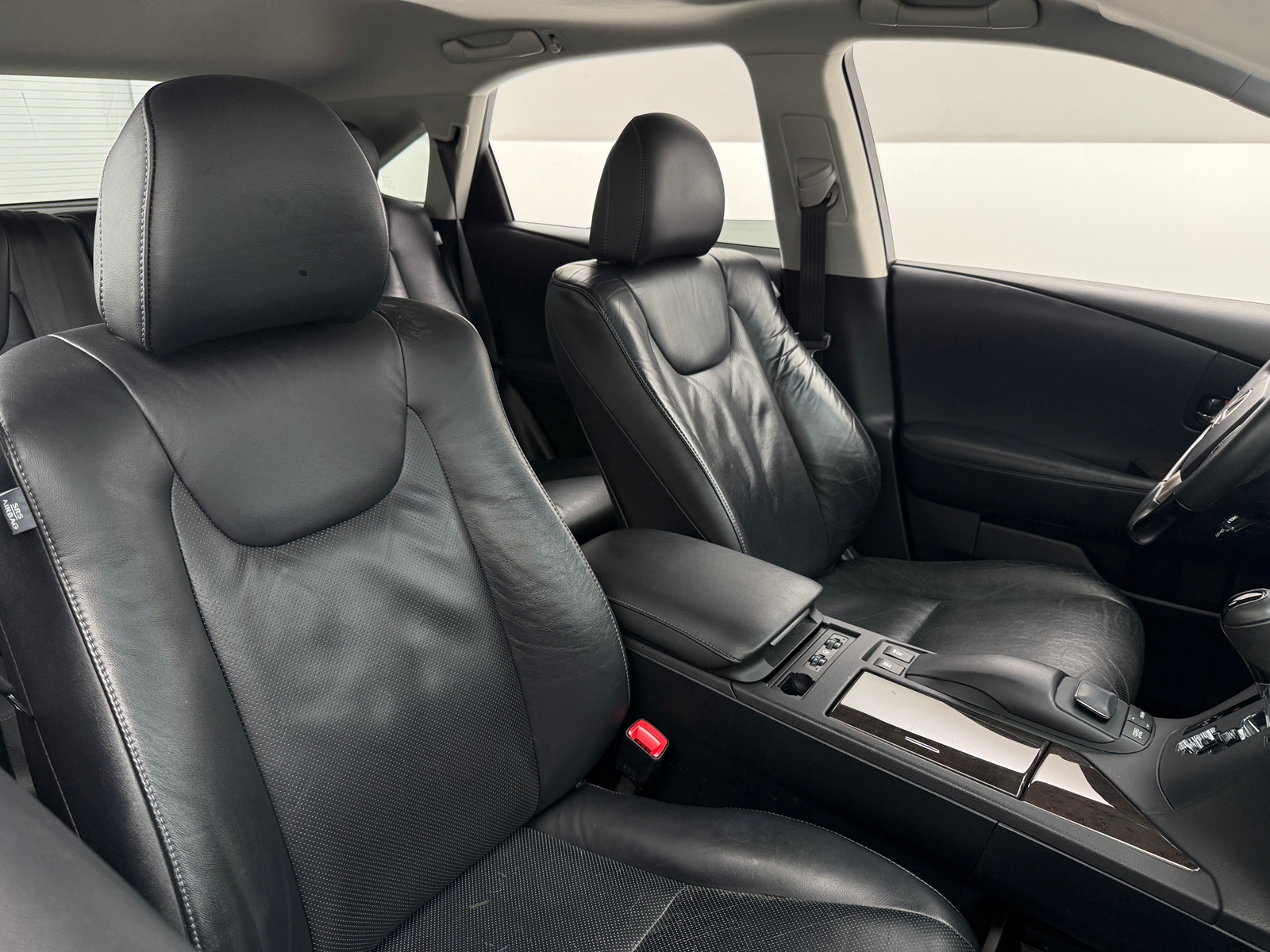 Thumbnail: 2013 Lexus RX - 2