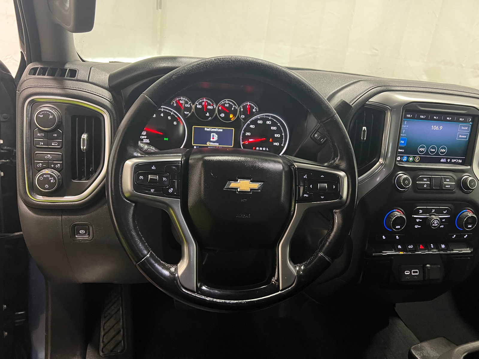 Thumbnail: 2019 Chevrolet Silverado 1500 - 5