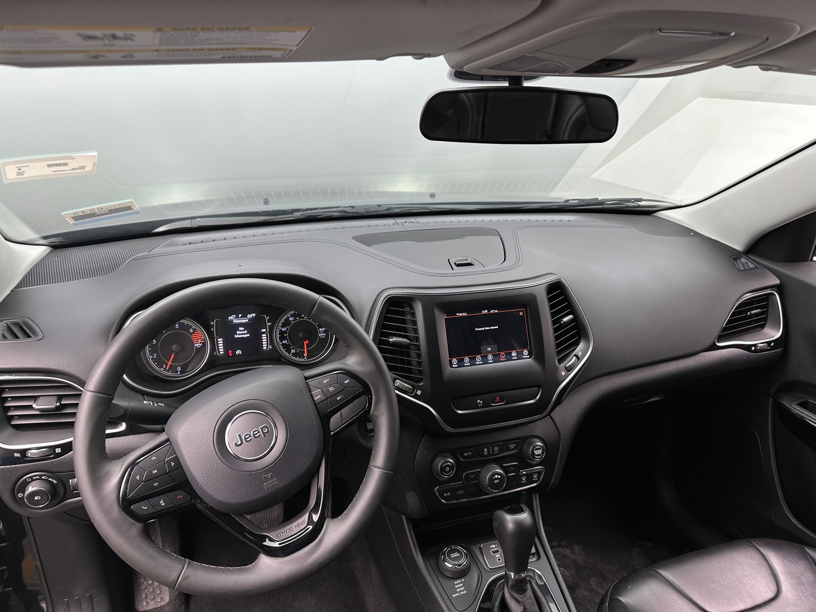 Thumbnail: 2020 Jeep Cherokee - 3