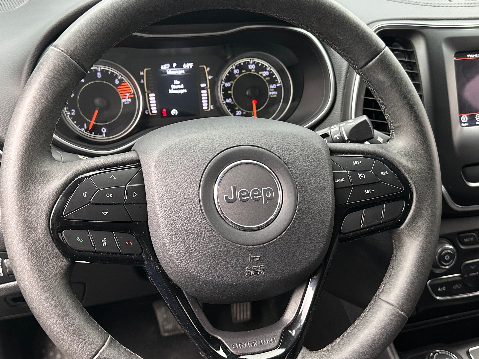 Thumbnail: 2020 Jeep Cherokee - 5
