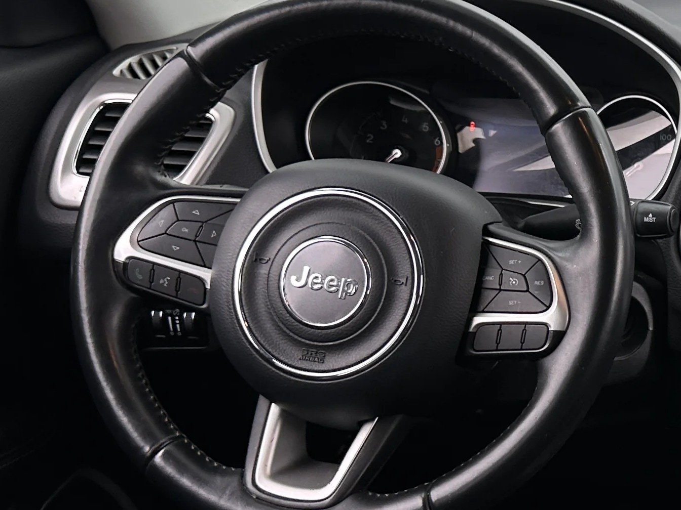 Thumbnail: 2017 Jeep Compass - 5