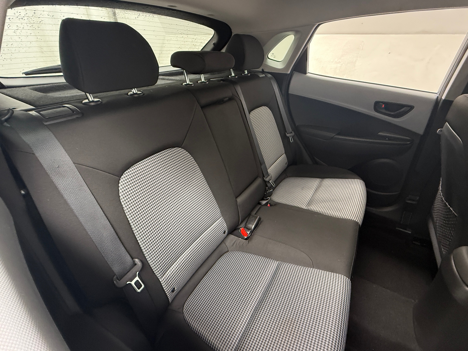 Thumbnail: 2020 Hyundai Kona - 6