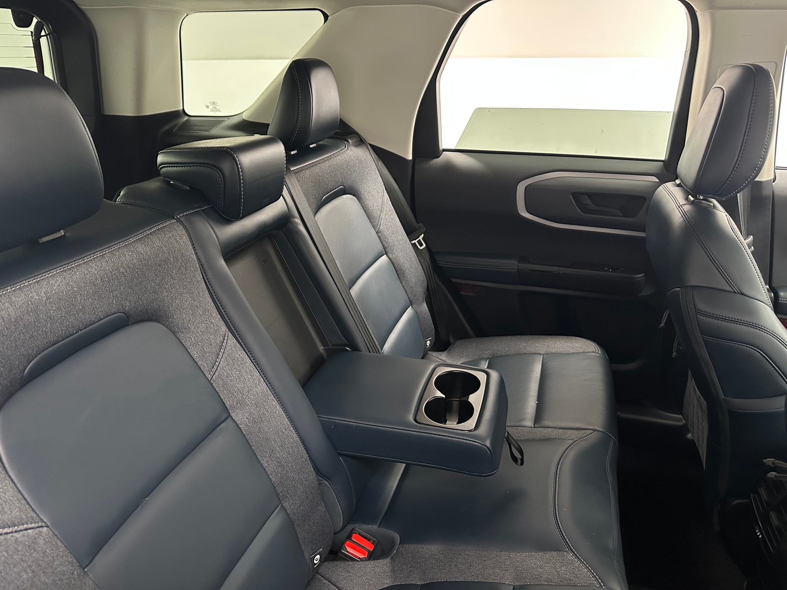 Thumbnail: 2022 Ford Bronco Sport - 5