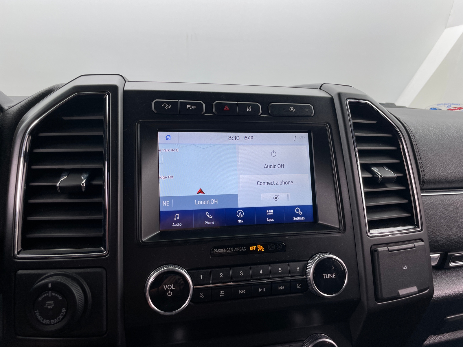 Thumbnail: 2021 Ford Expedition - 3
