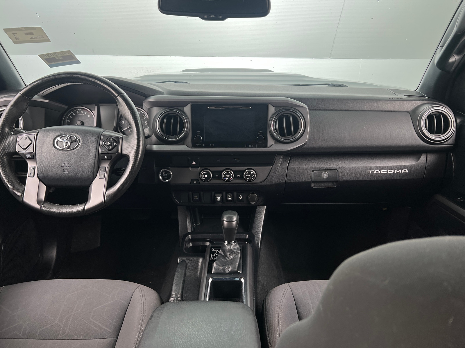 Thumbnail: 2019 Toyota Tacoma - 3