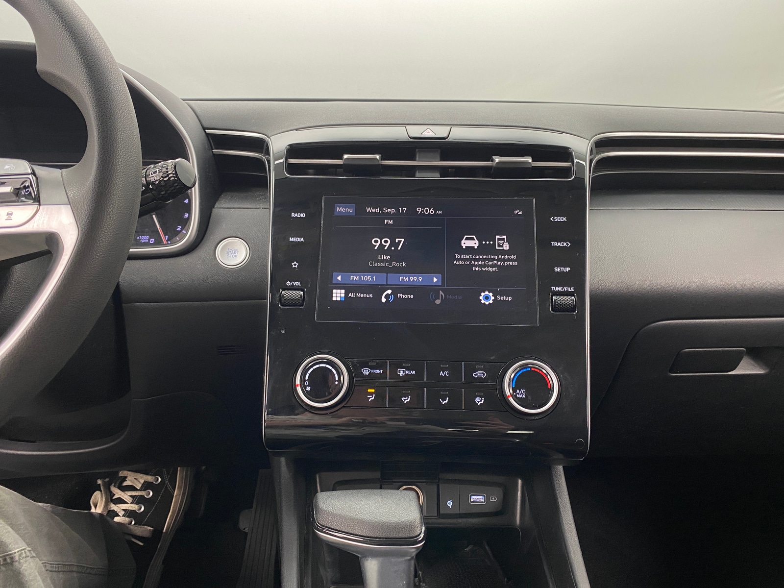 Thumbnail: 2023 Hyundai Tucson - 4