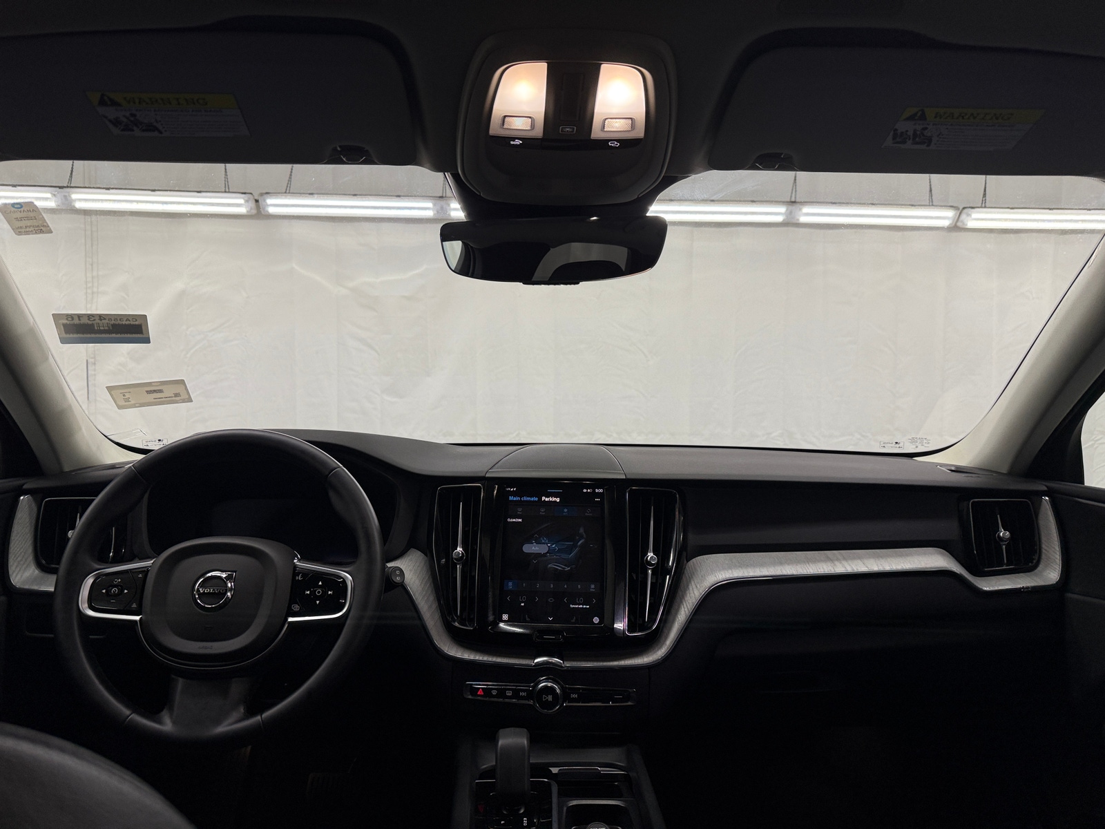 Thumbnail: 2025 Volvo XC60 - 2