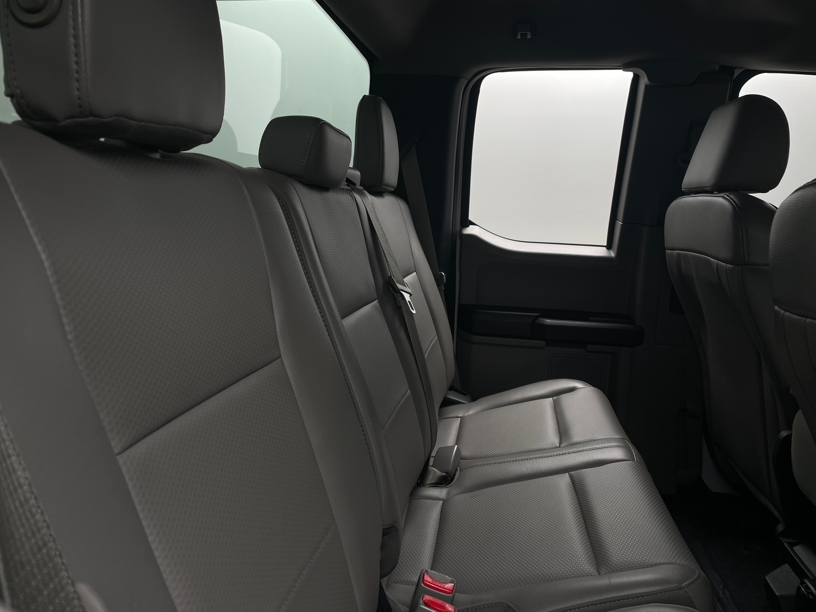 Thumbnail: 2017 Ford Econoline - 5