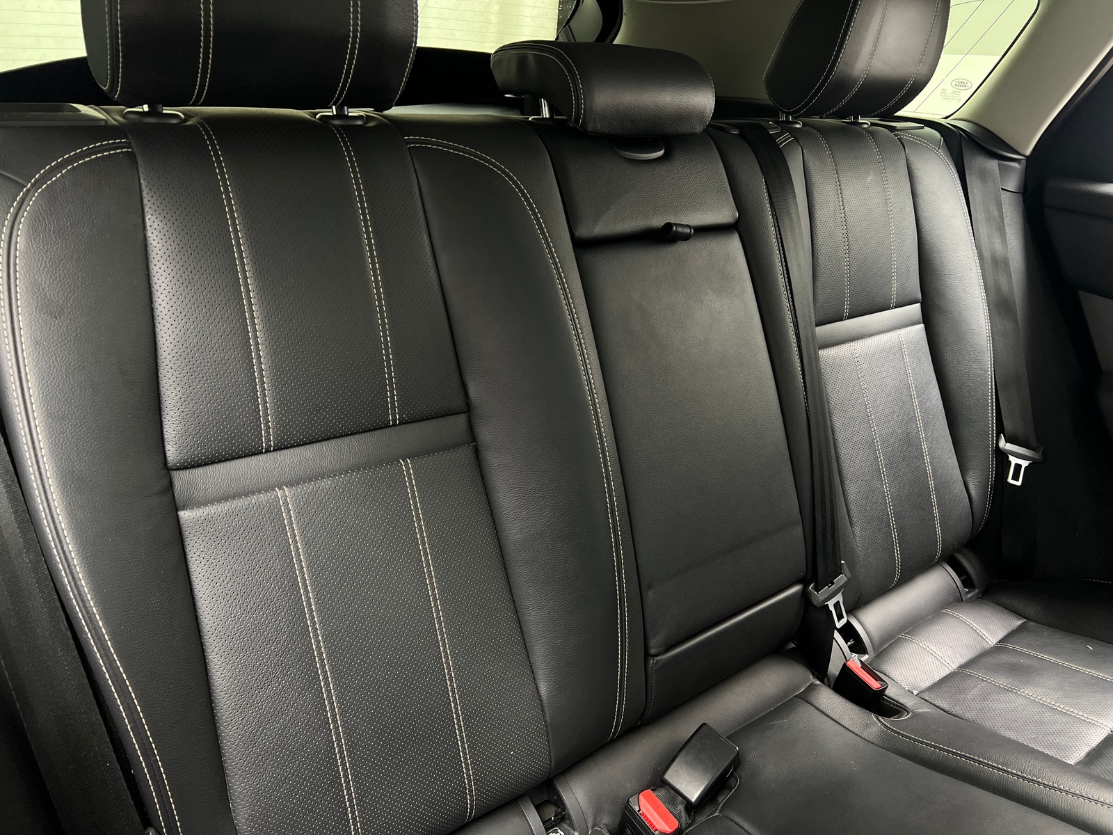 Thumbnail: 2018 Land Rover Range Rover Velar - 5
