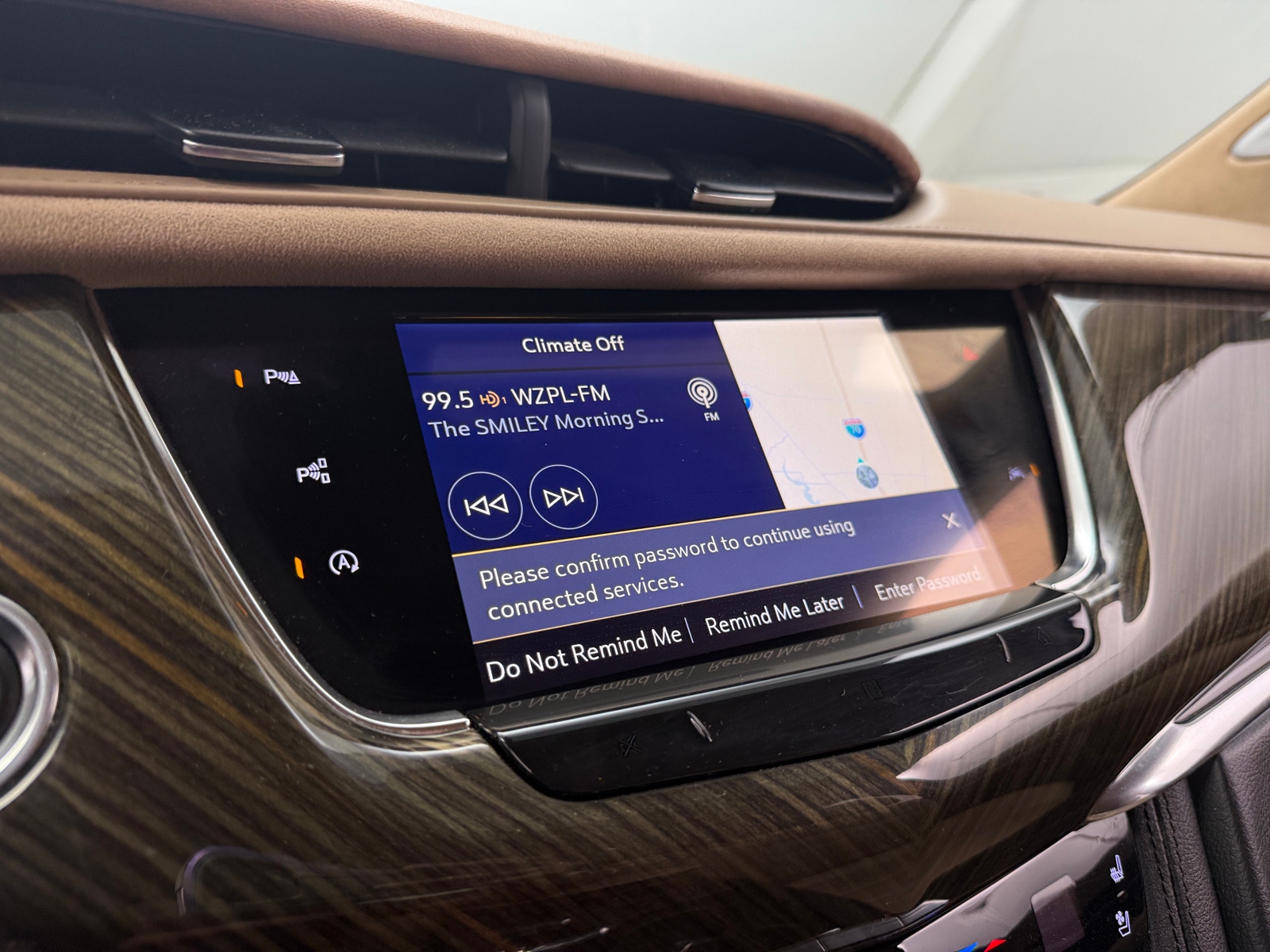 Thumbnail: 2020 Cadillac XT6 - 3