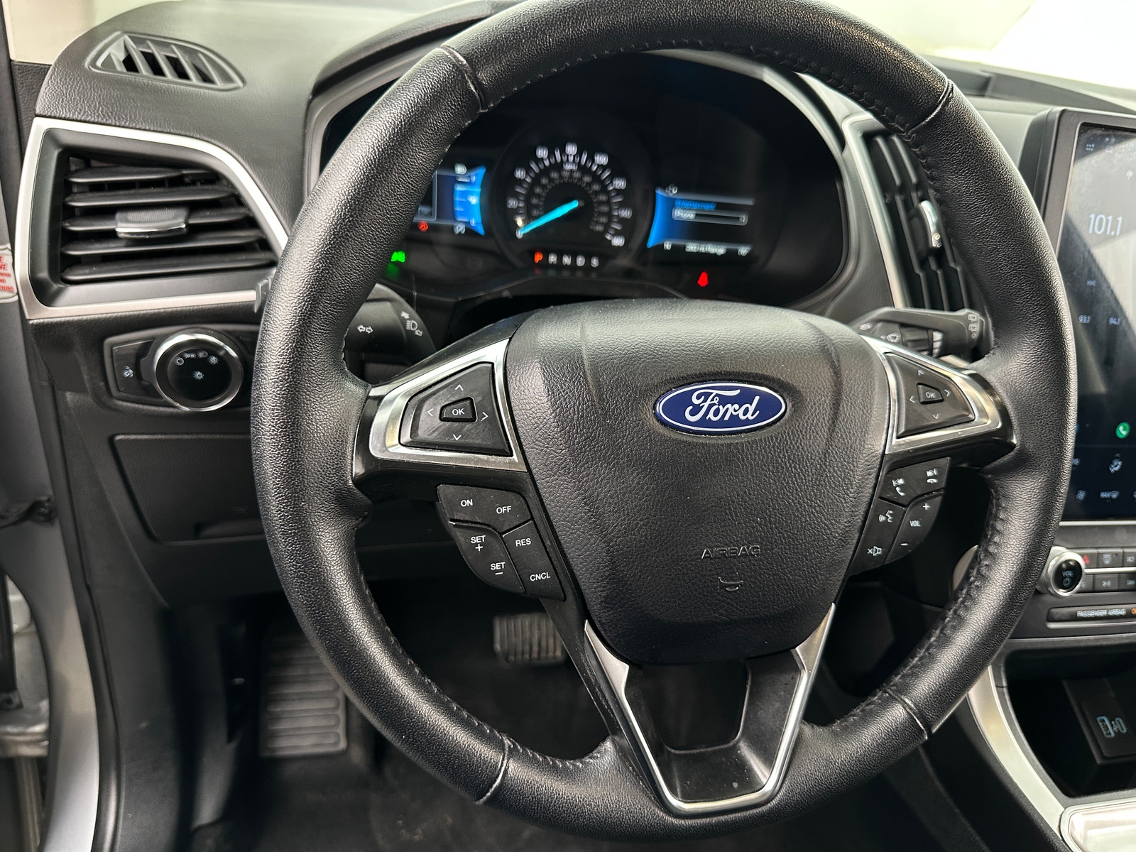 Thumbnail: 2024 Ford Edge - 4