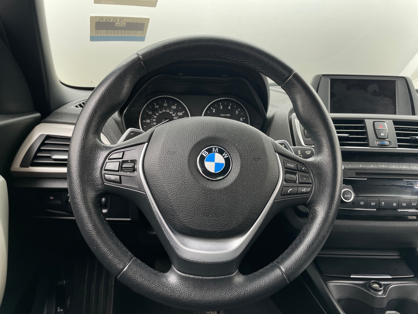 Thumbnail: 2015 BMW 2 Series - 3