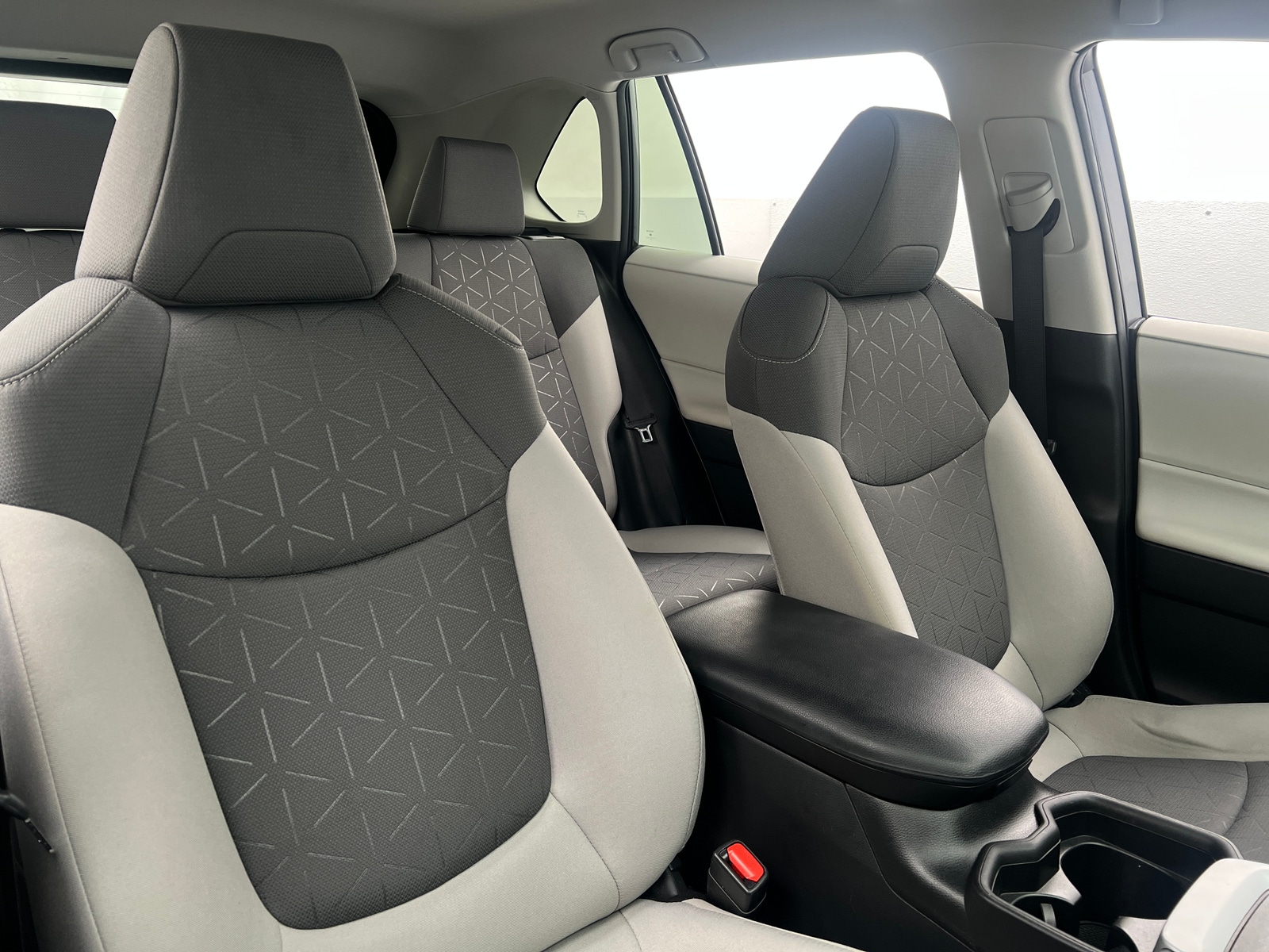 Thumbnail: 2021 Toyota RAV4 - 2