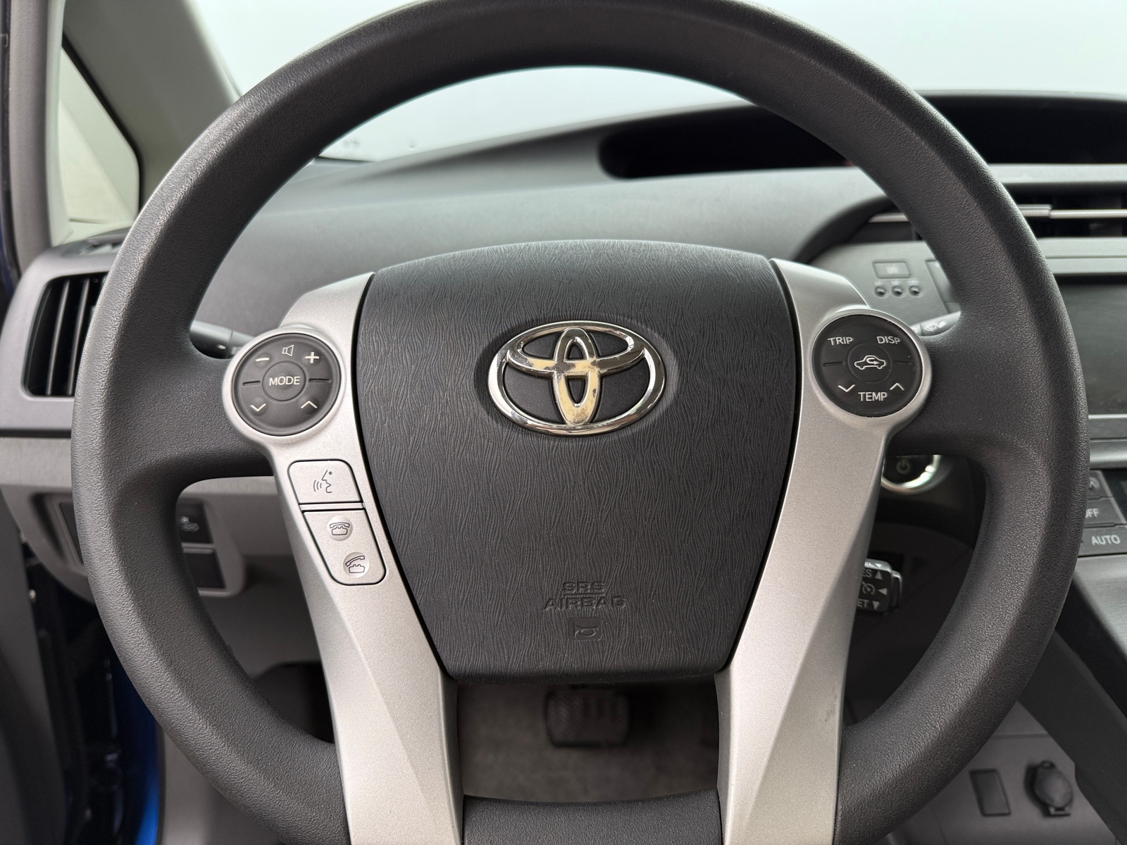 Thumbnail: 2011 Toyota Prius - 5
