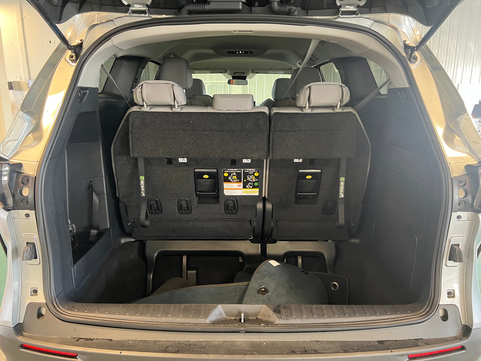 Thumbnail: 2025 Toyota Sienna - 7
