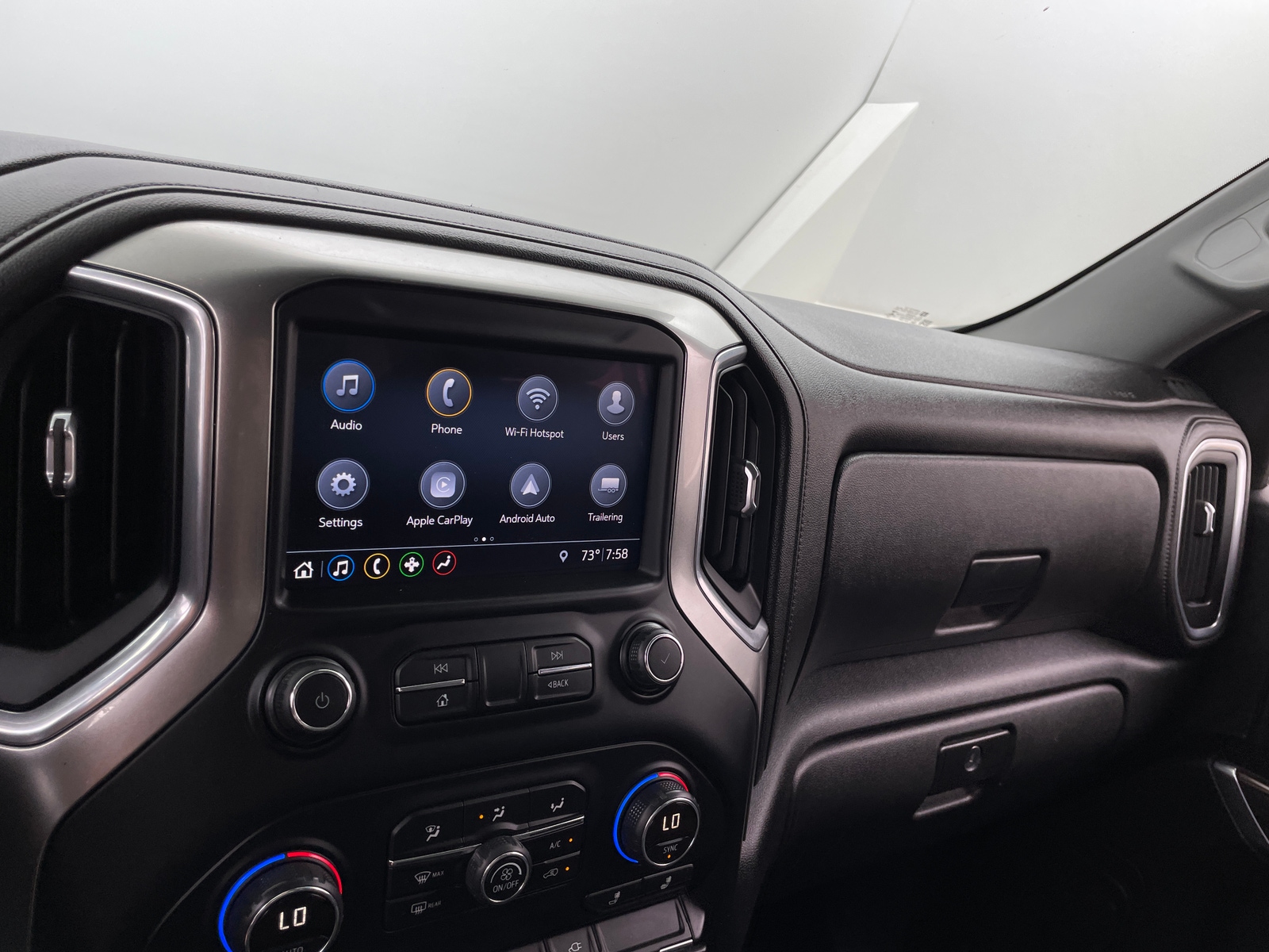 Thumbnail: 2019 Chevrolet Silverado 1500 - 4