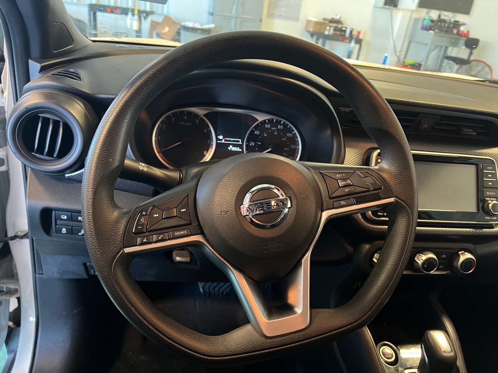 Thumbnail: 2020 Nissan Kicks - 5