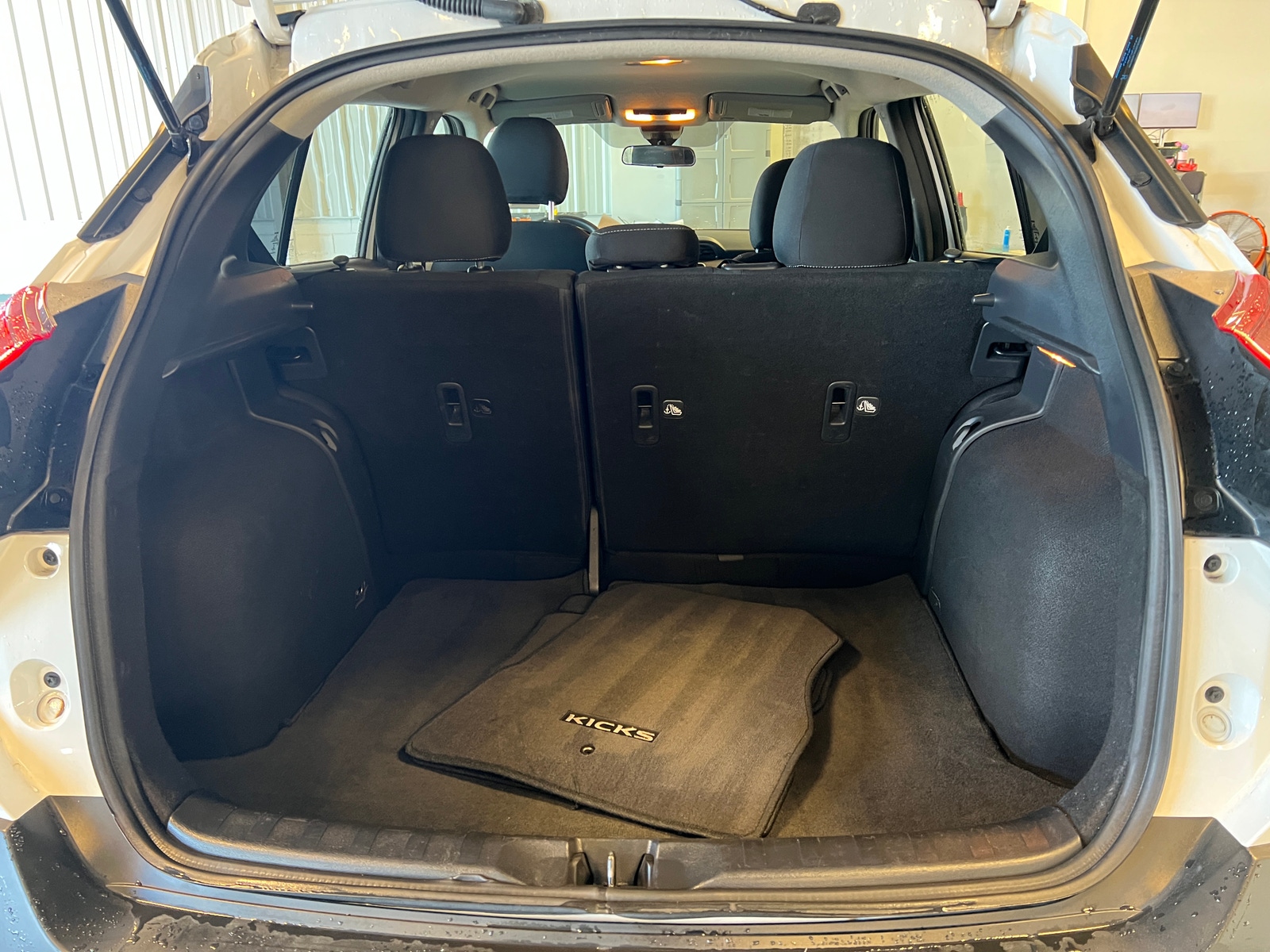 Thumbnail: 2020 Nissan Kicks - 7