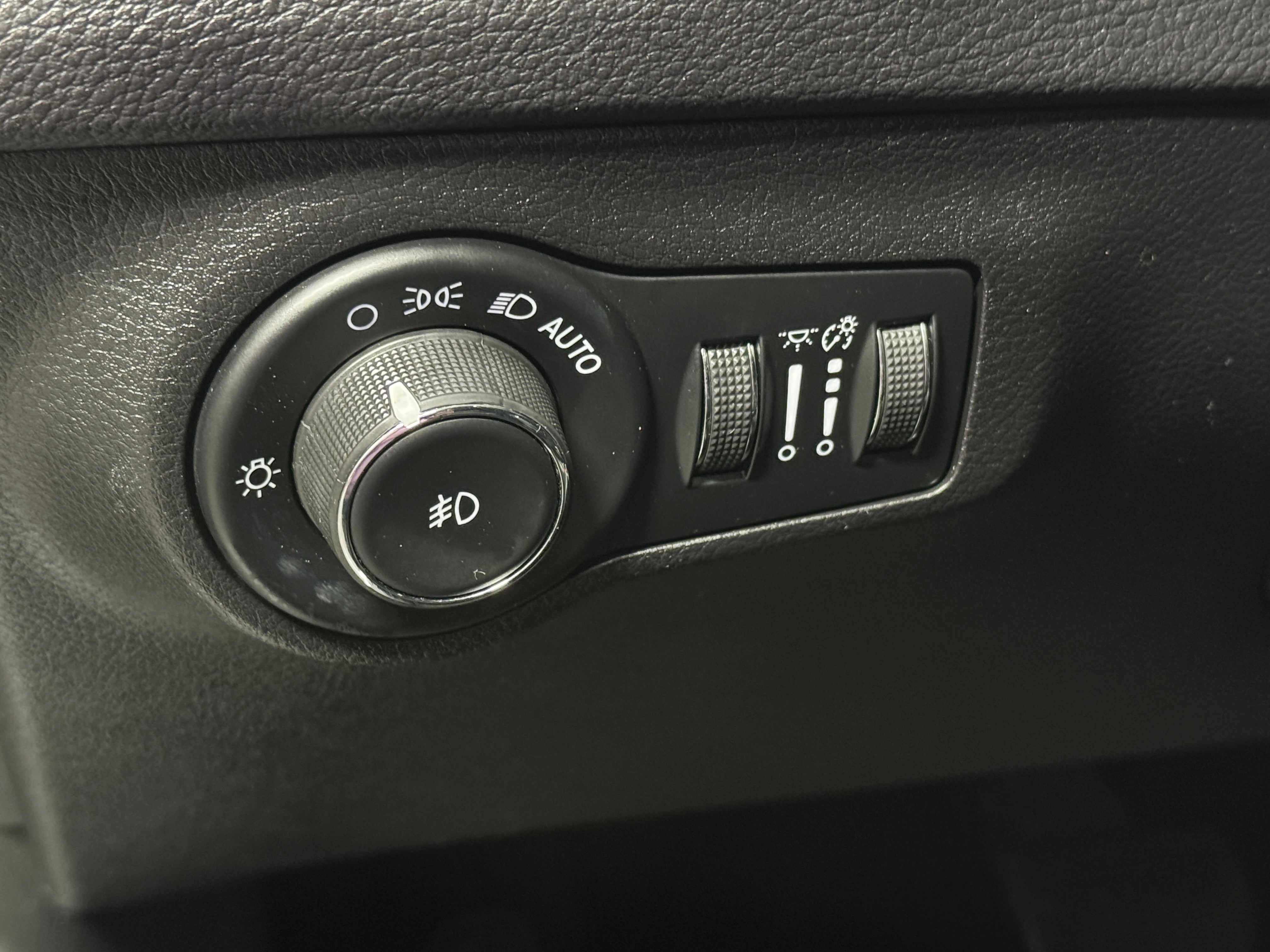 2018 Jeep Compass Latitude - Photo 4