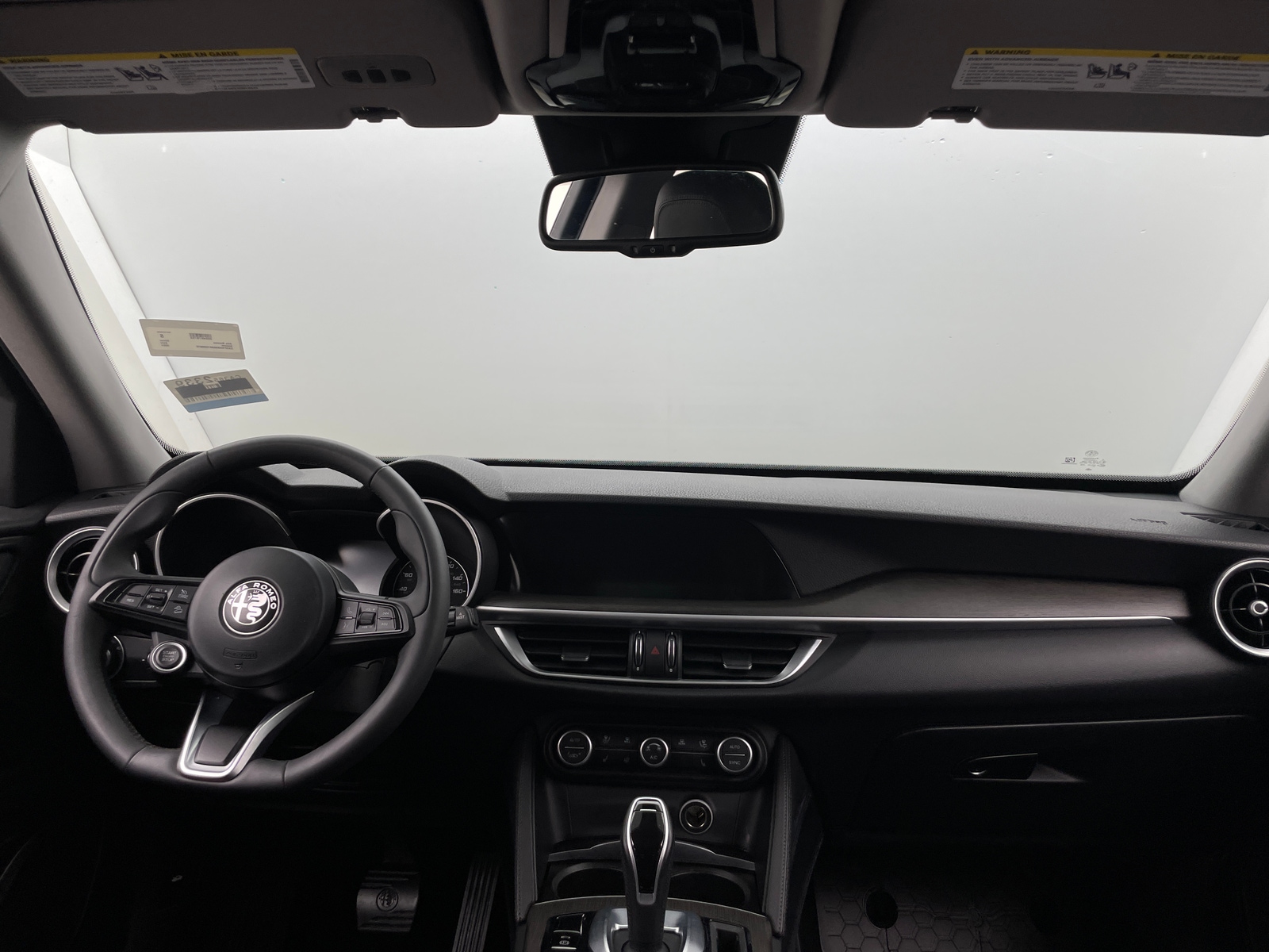 Thumbnail: 2021 Alfa Romeo Stelvio - 2