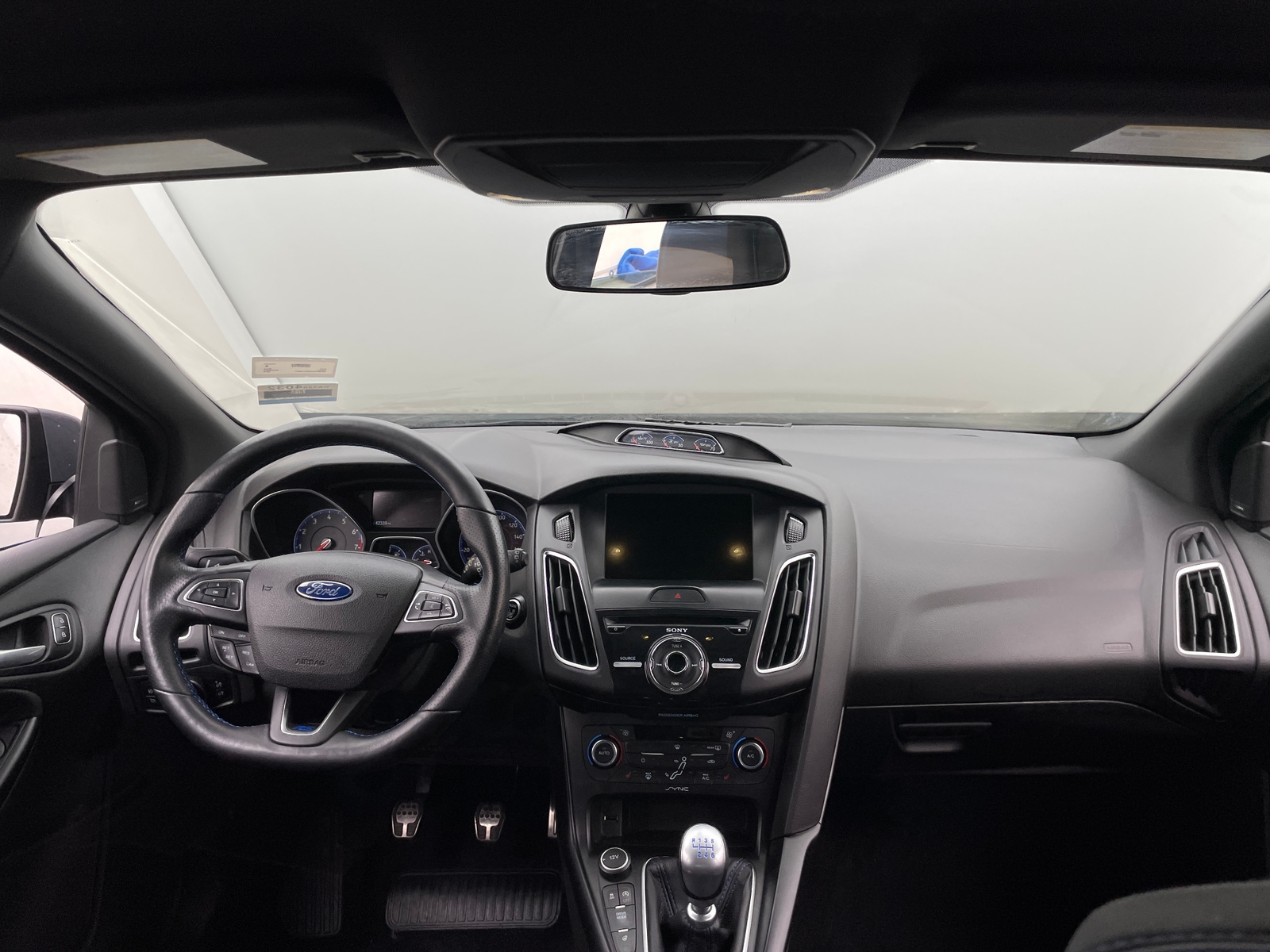 Thumbnail: 2016 Ford Focus - 2
