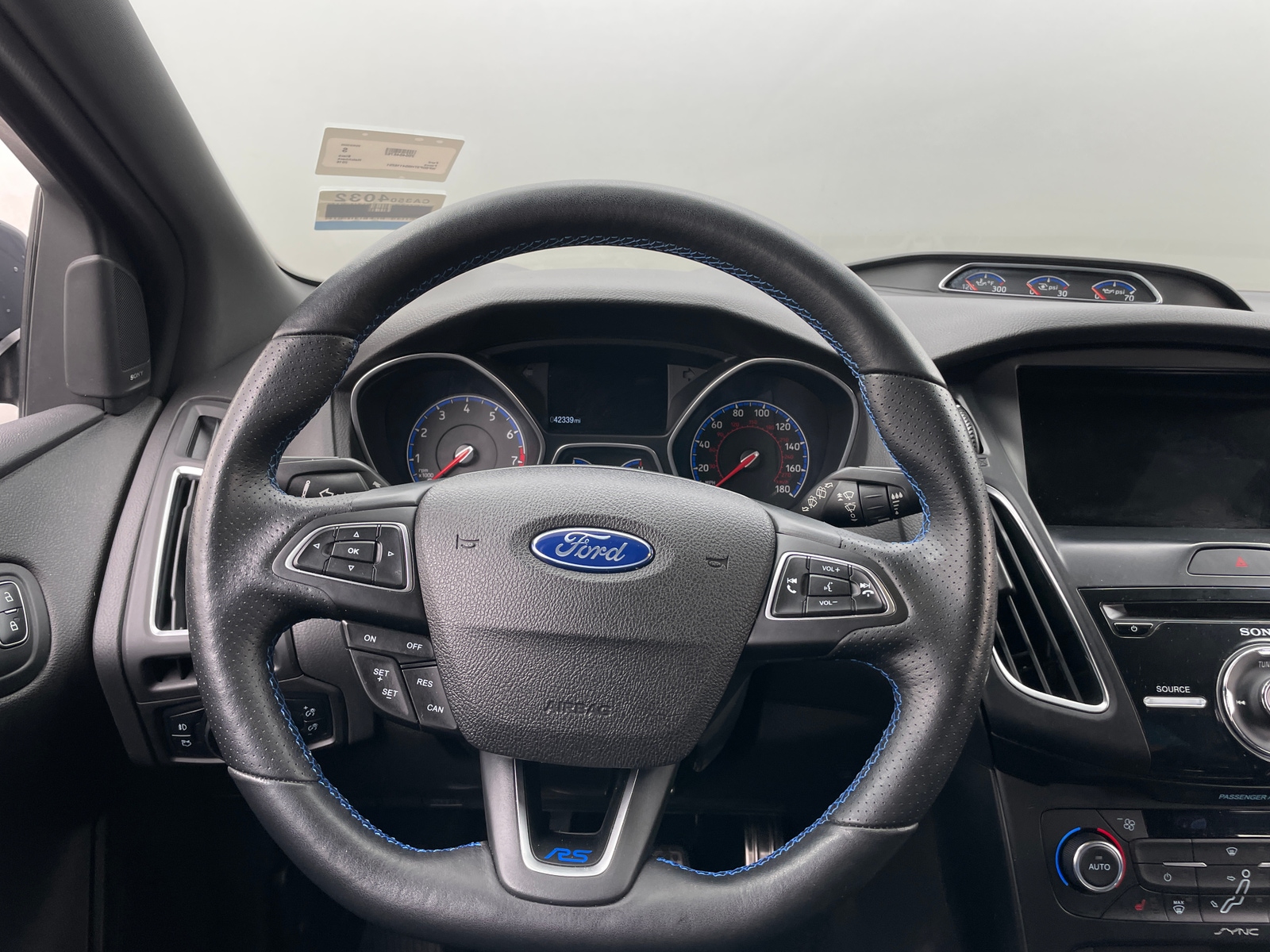 Thumbnail: 2016 Ford Focus - 4