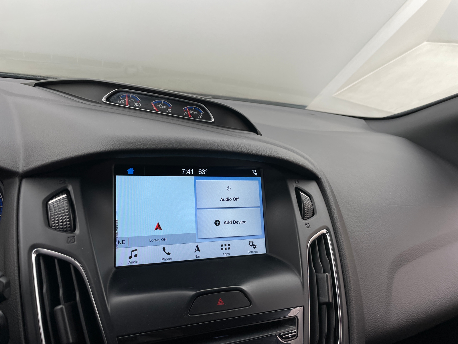 Thumbnail: 2016 Ford Focus - 3