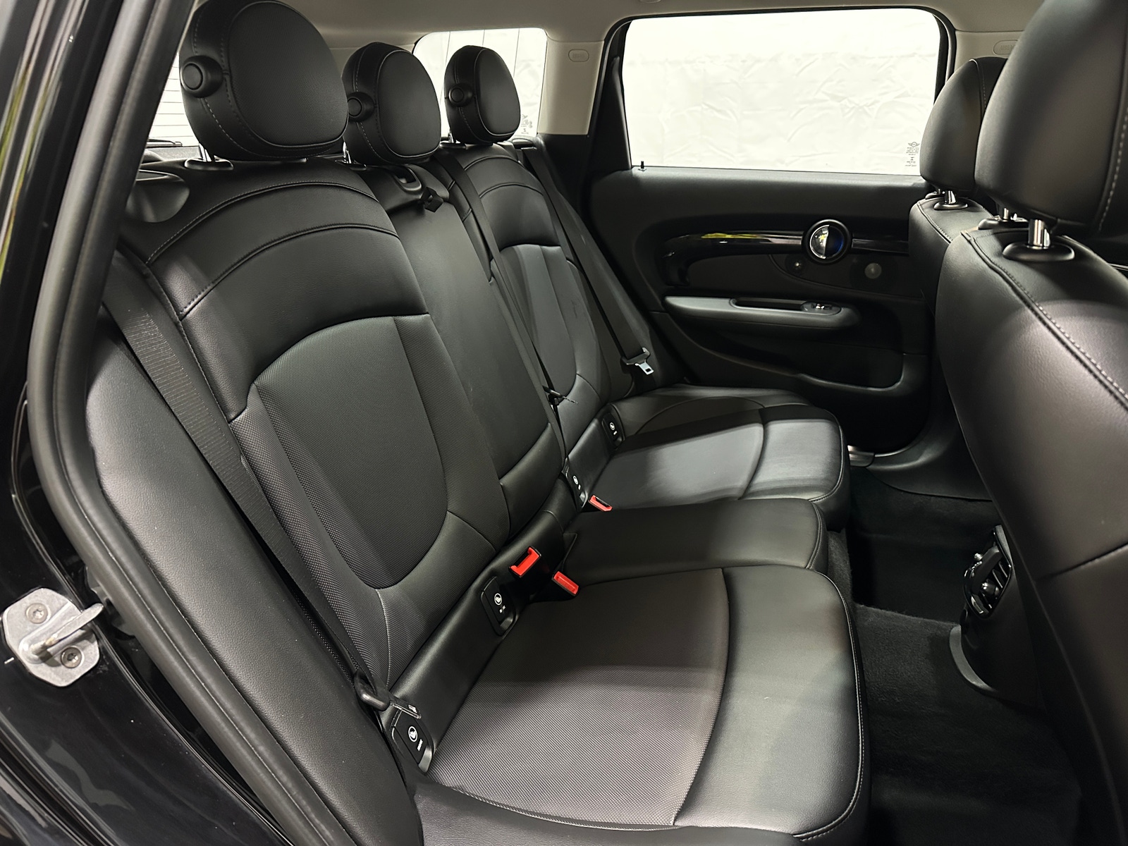 Thumbnail: 2017 MINI Cooper Clubman - 5