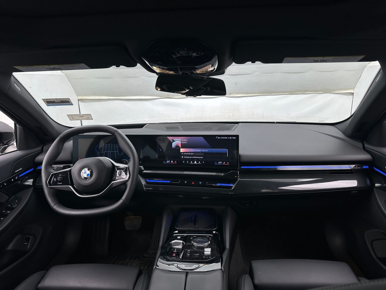 Thumbnail: 2025 BMW 5 Series - 2