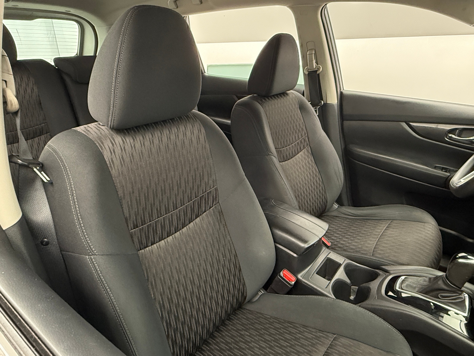 Thumbnail: 2018 Nissan Rogue - 2