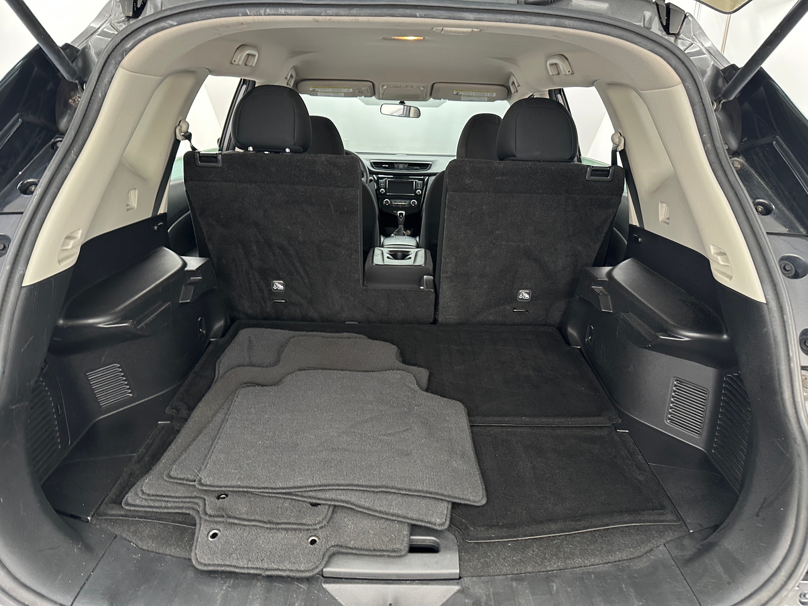 Thumbnail: 2018 Nissan Rogue - 7