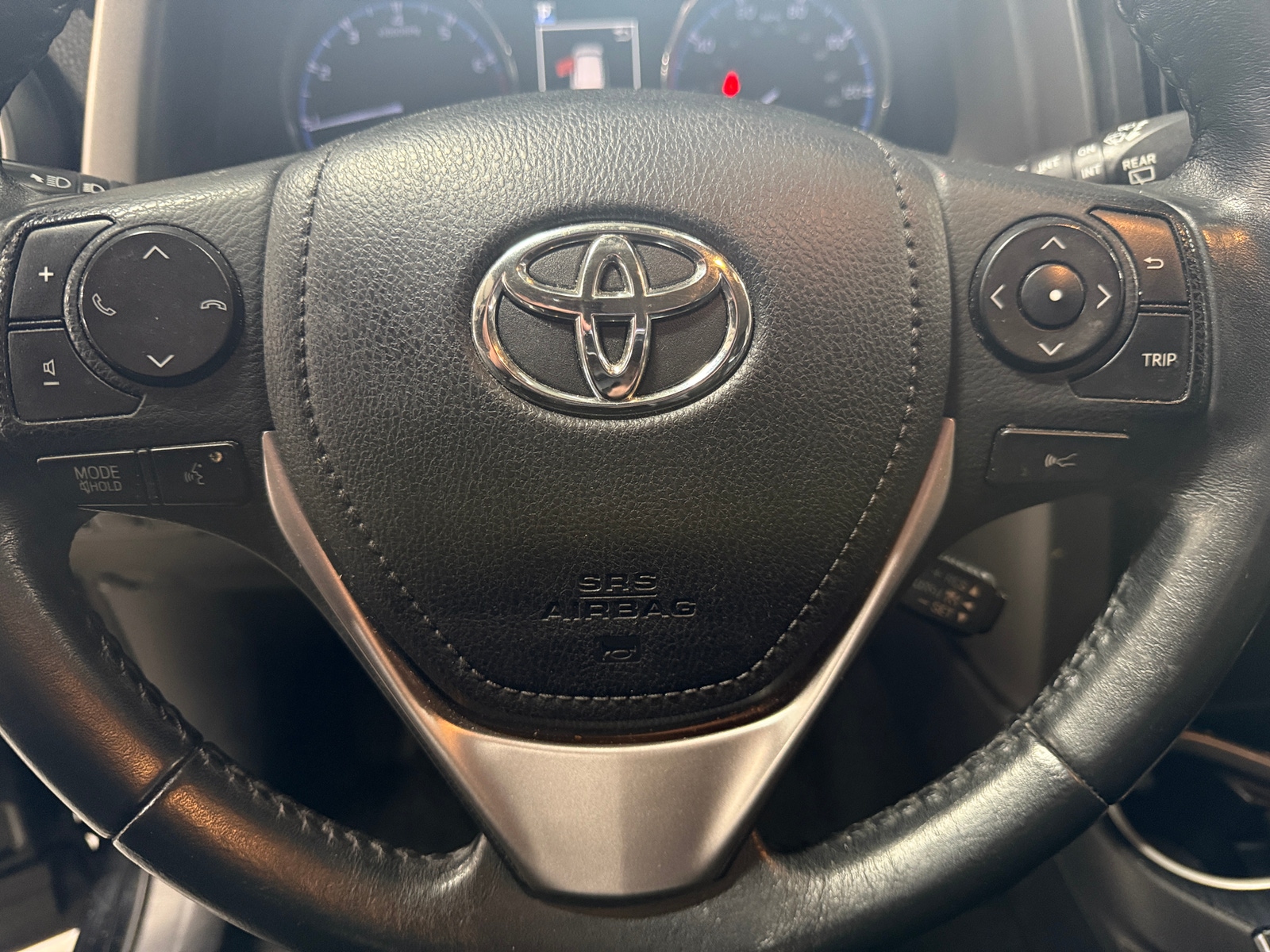 Thumbnail: 2018 Toyota RAV4 - 4