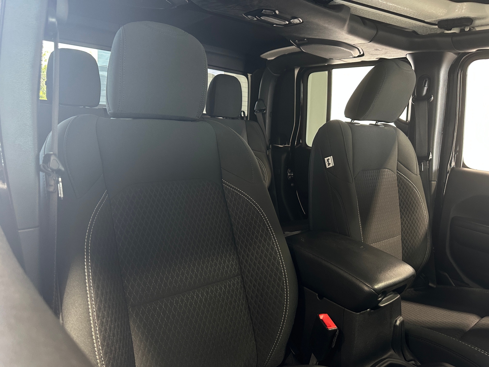 Thumbnail: 2021 Jeep Gladiator - 2