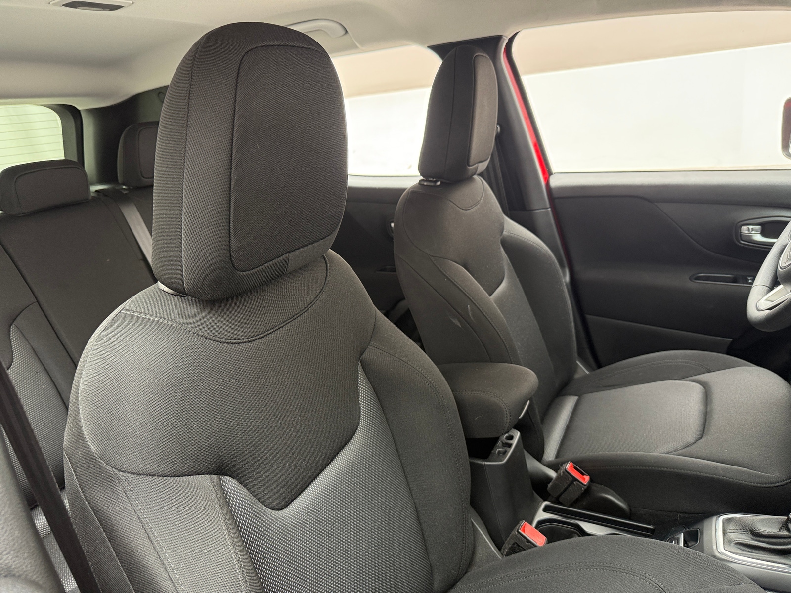 Thumbnail: 2019 Jeep Renegade - 2