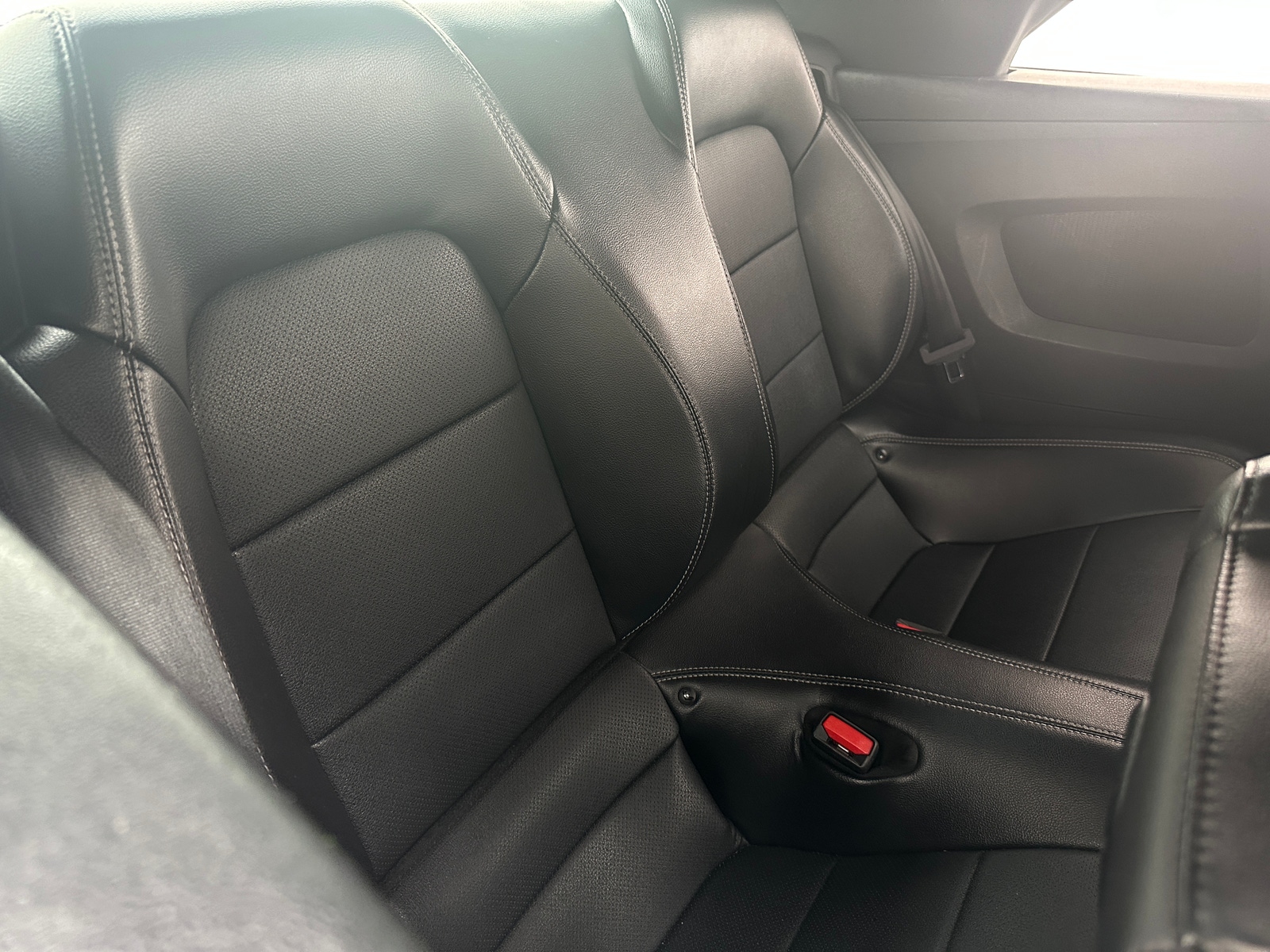 Thumbnail: 2022 Ford Mustang - 6