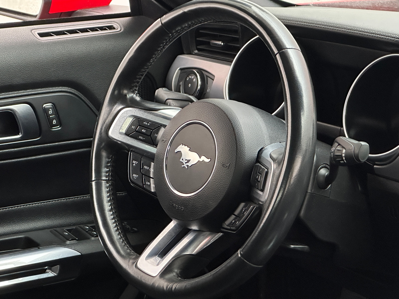 Thumbnail: 2022 Ford Mustang - 5