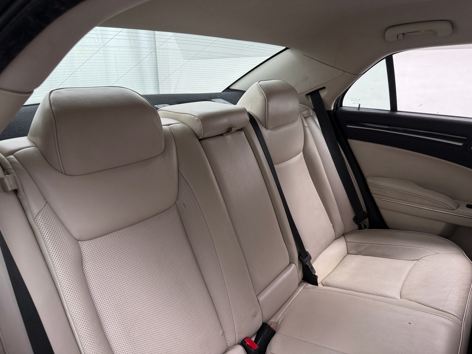 Thumbnail: 2018 Chrysler 300 - 5