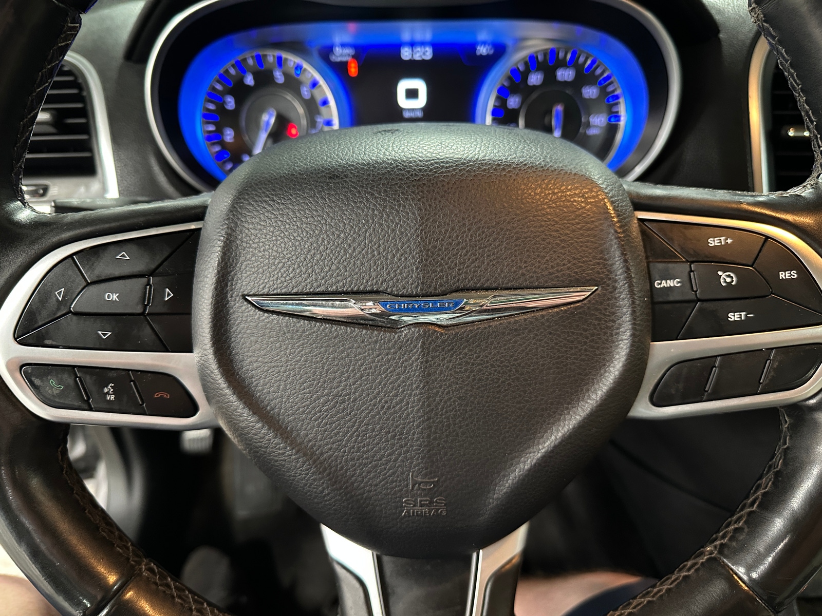 Thumbnail: 2018 Chrysler 300 - 4