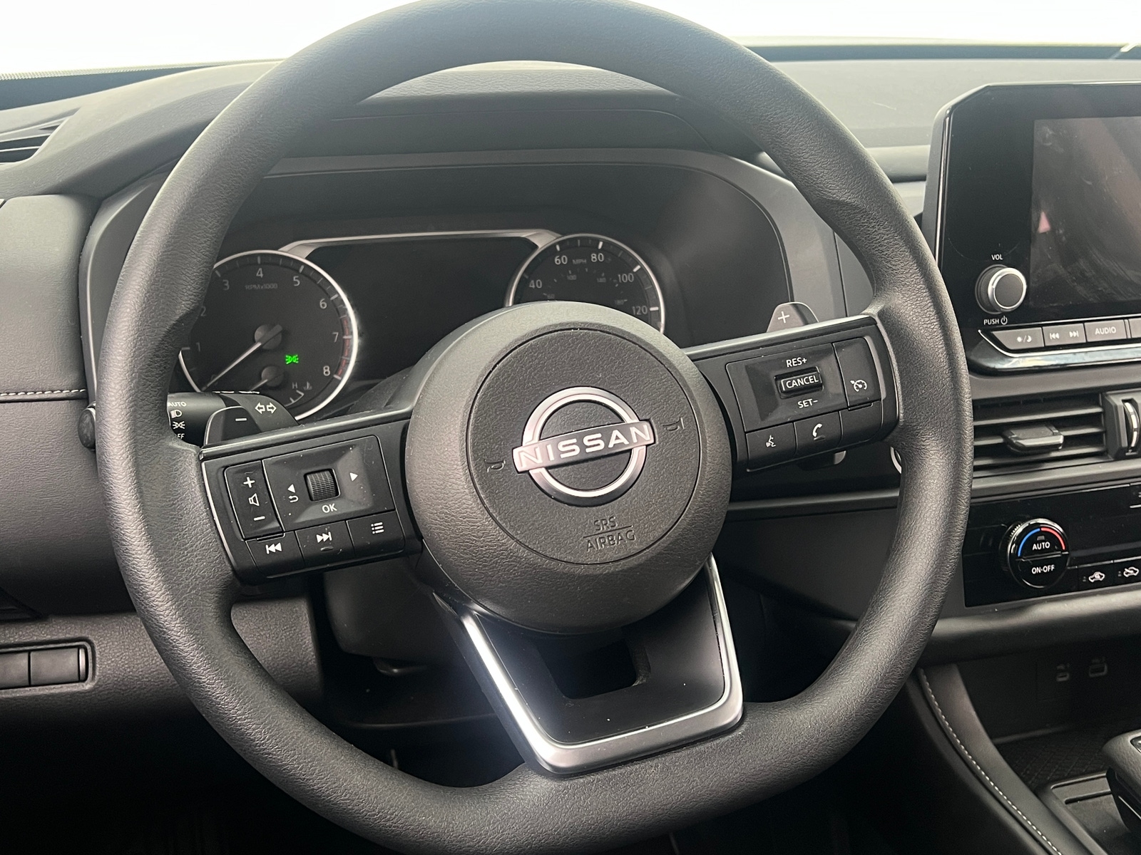 Thumbnail: 2023 Nissan Pathfinder - 5