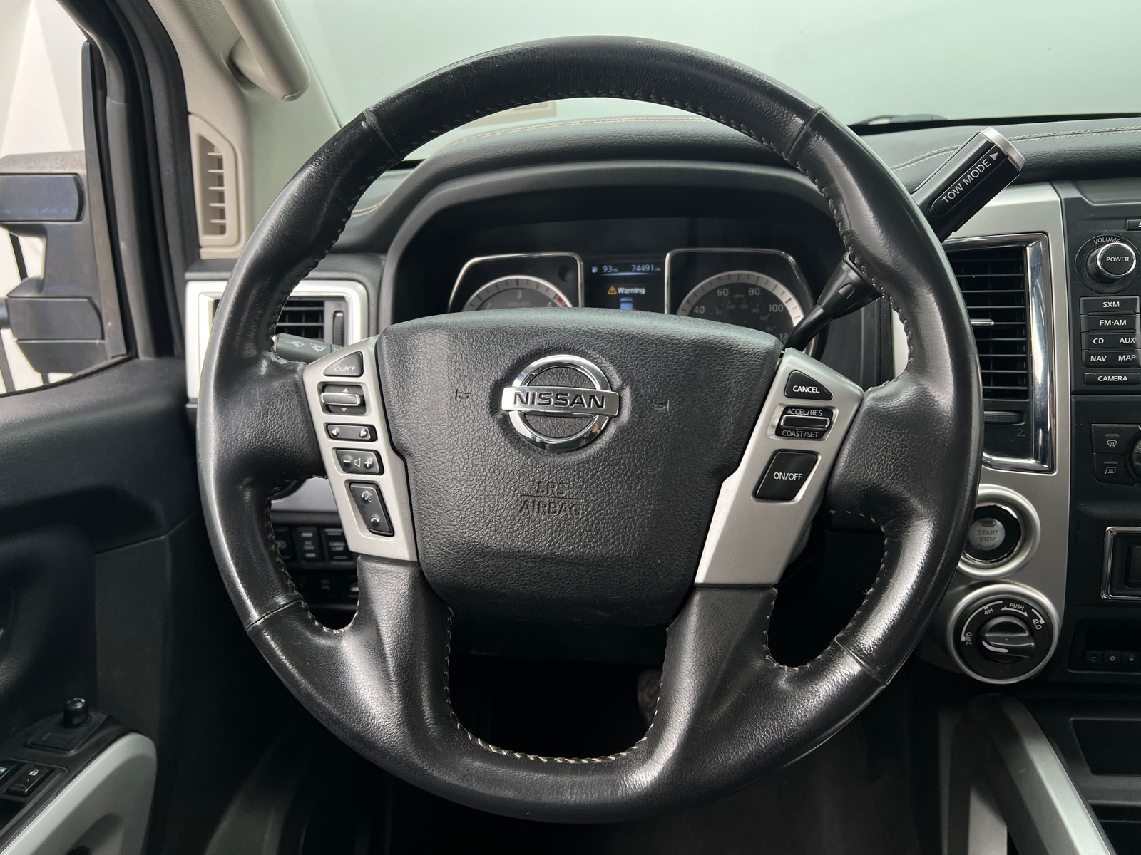 Thumbnail: 2017 Nissan Titan - 5