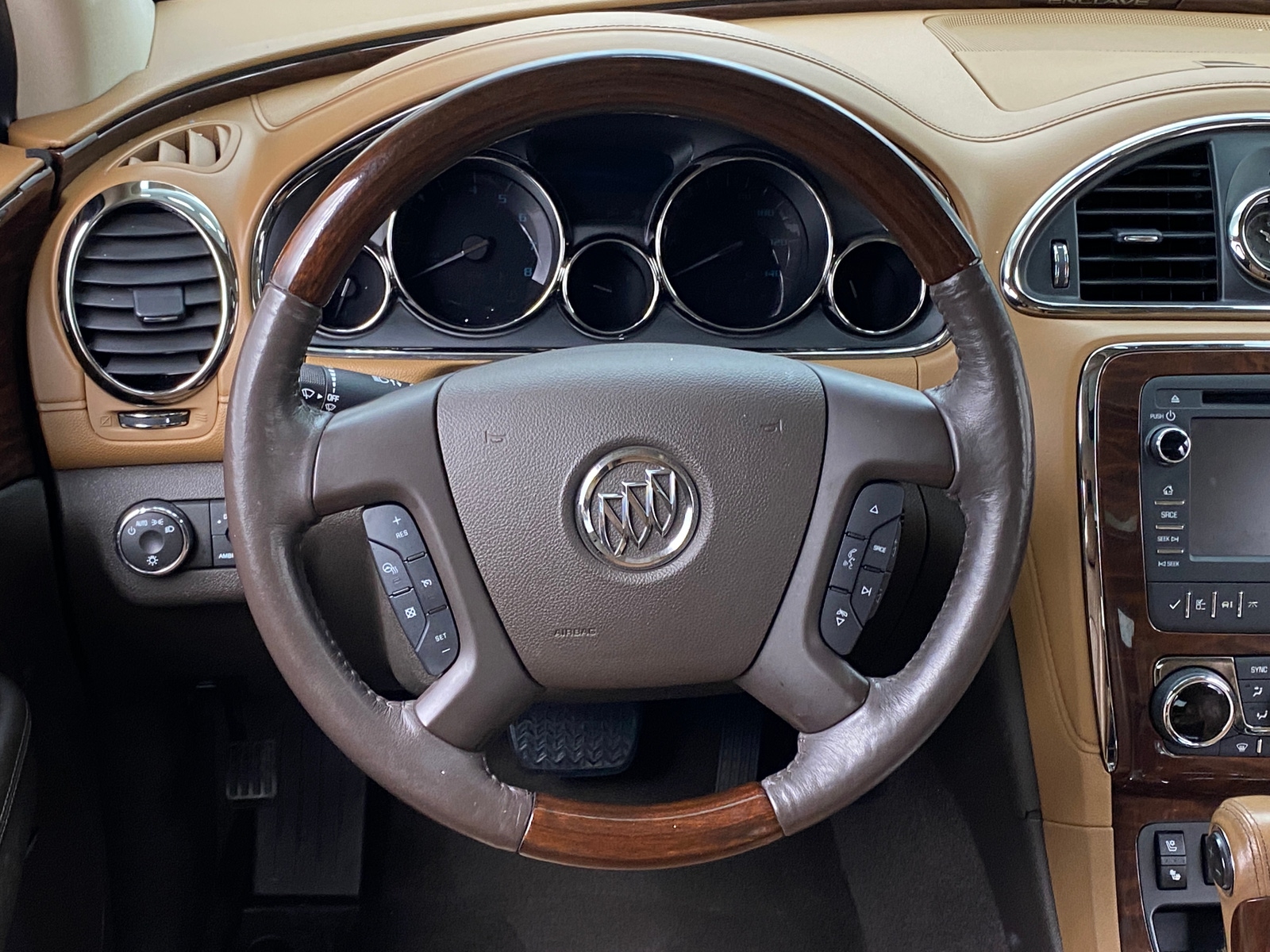 Thumbnail: 2015 Buick Enclave - 4
