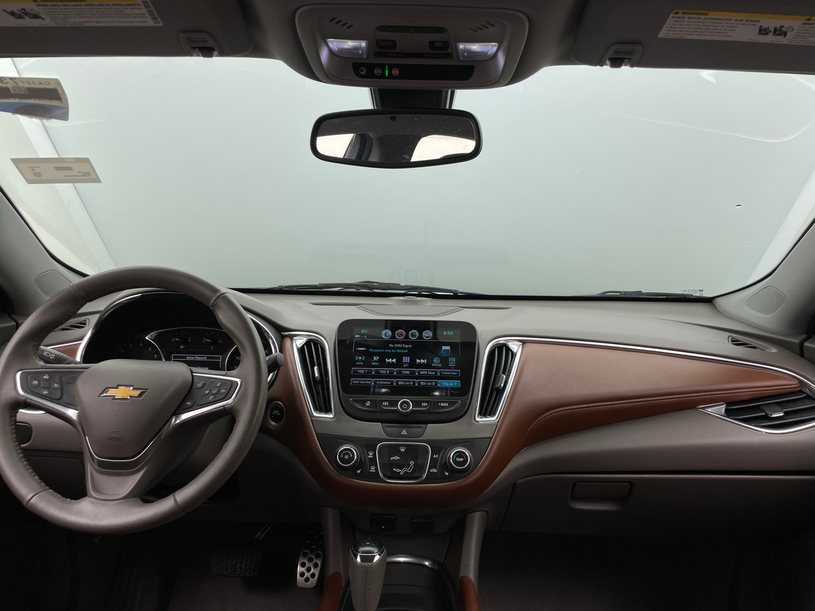 Thumbnail: 2017 Chevrolet Malibu - 3