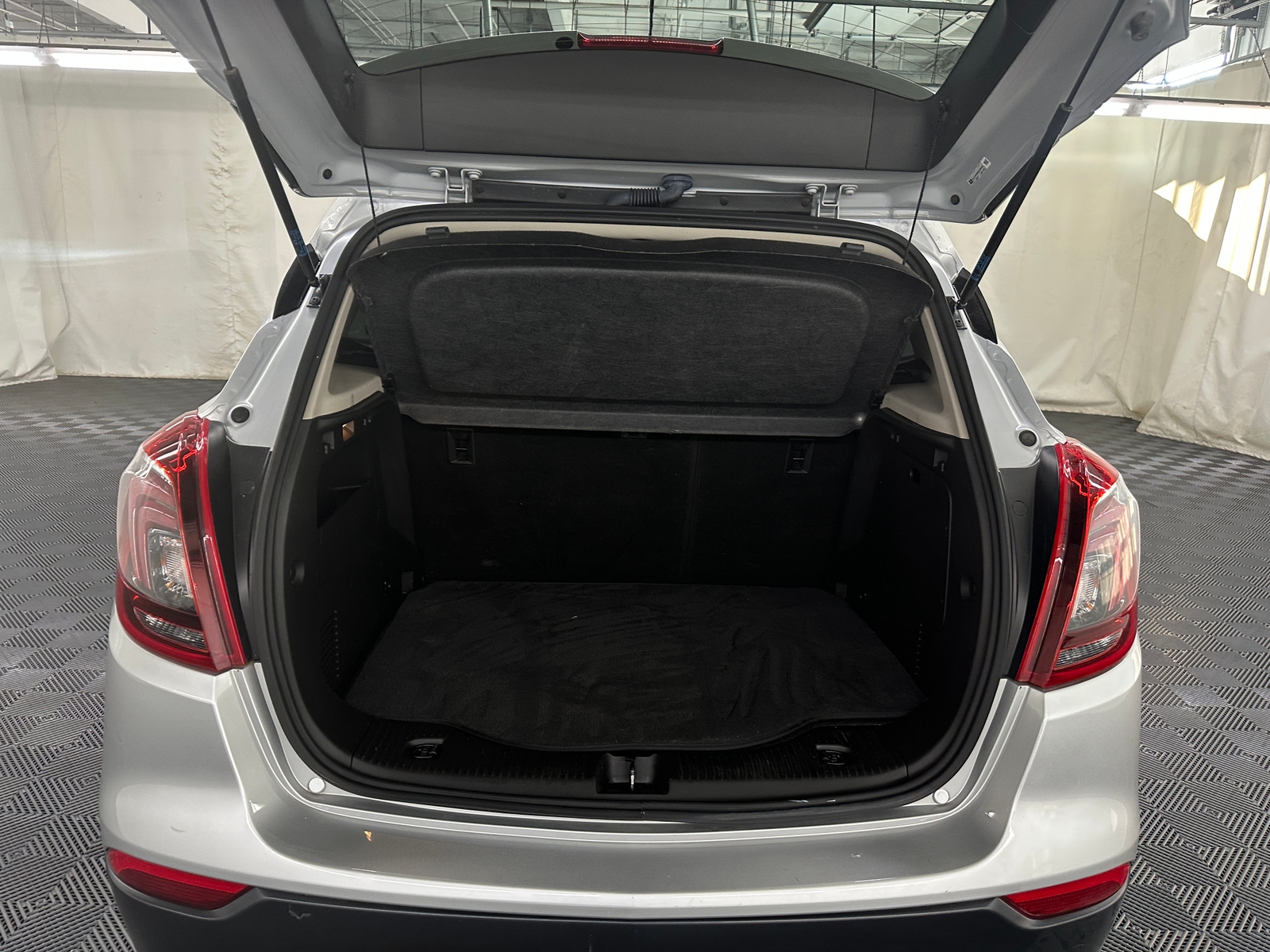 Thumbnail: 2019 Buick Encore - 7