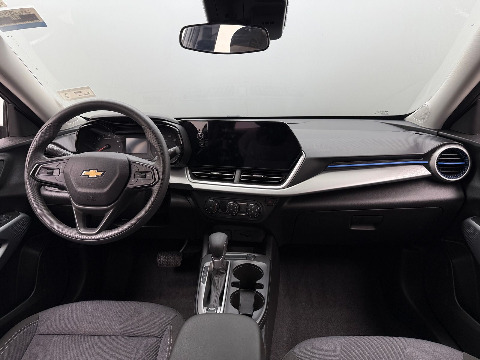 Thumbnail: 2025 Chevrolet Trax - 3