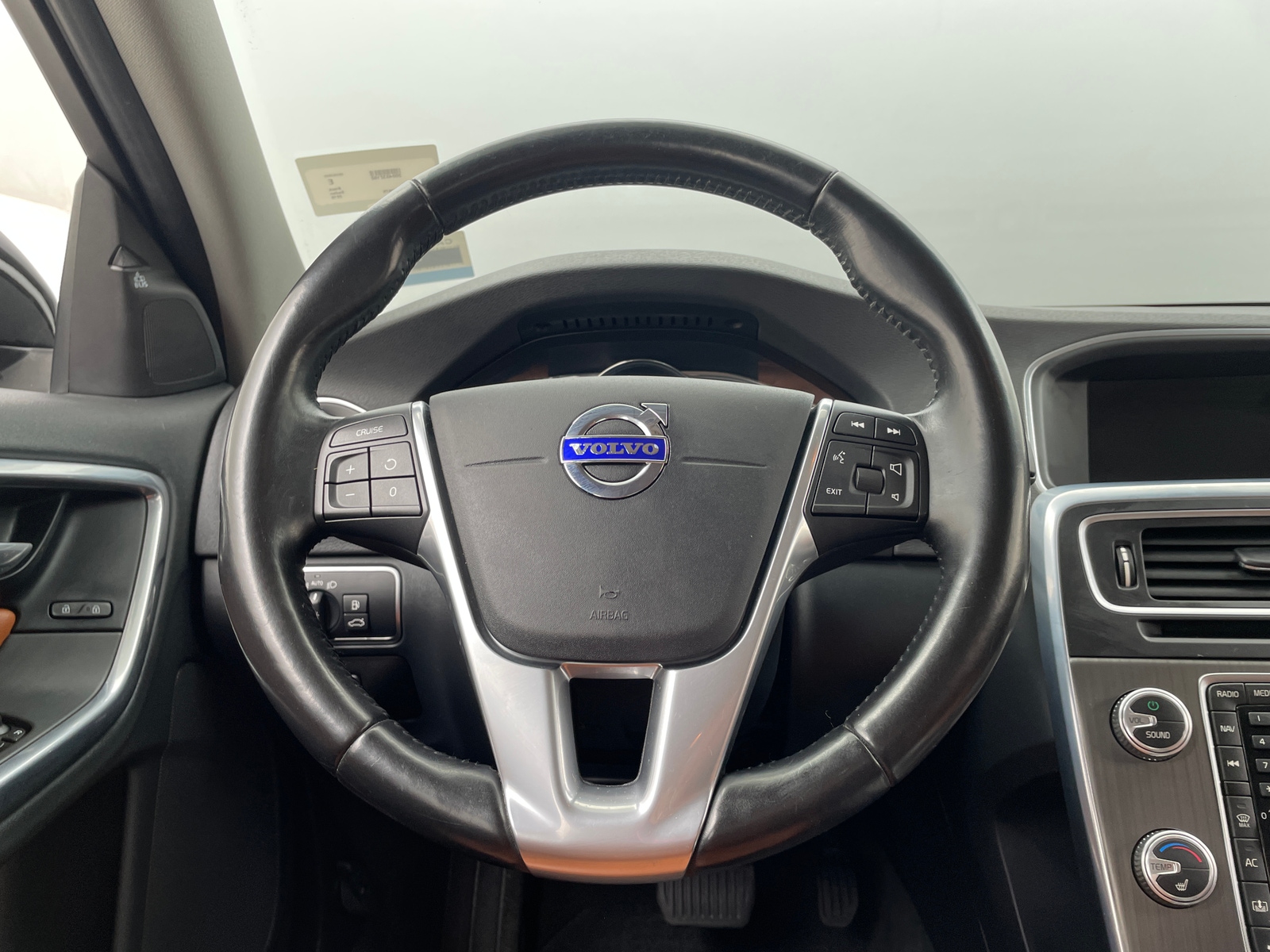 Thumbnail: 2016 Volvo S60 - 4