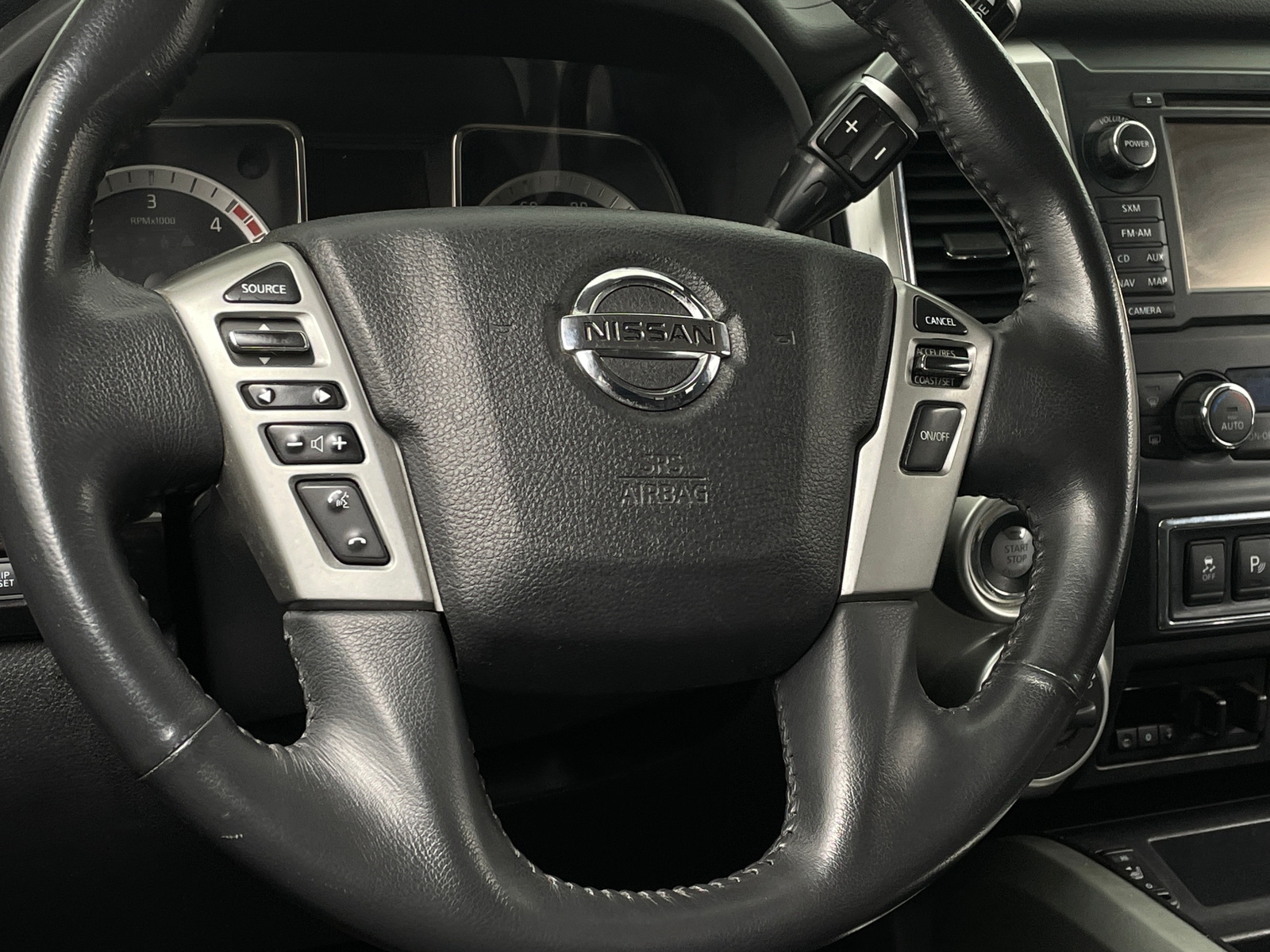 Thumbnail: 2017 Nissan Titan - 5