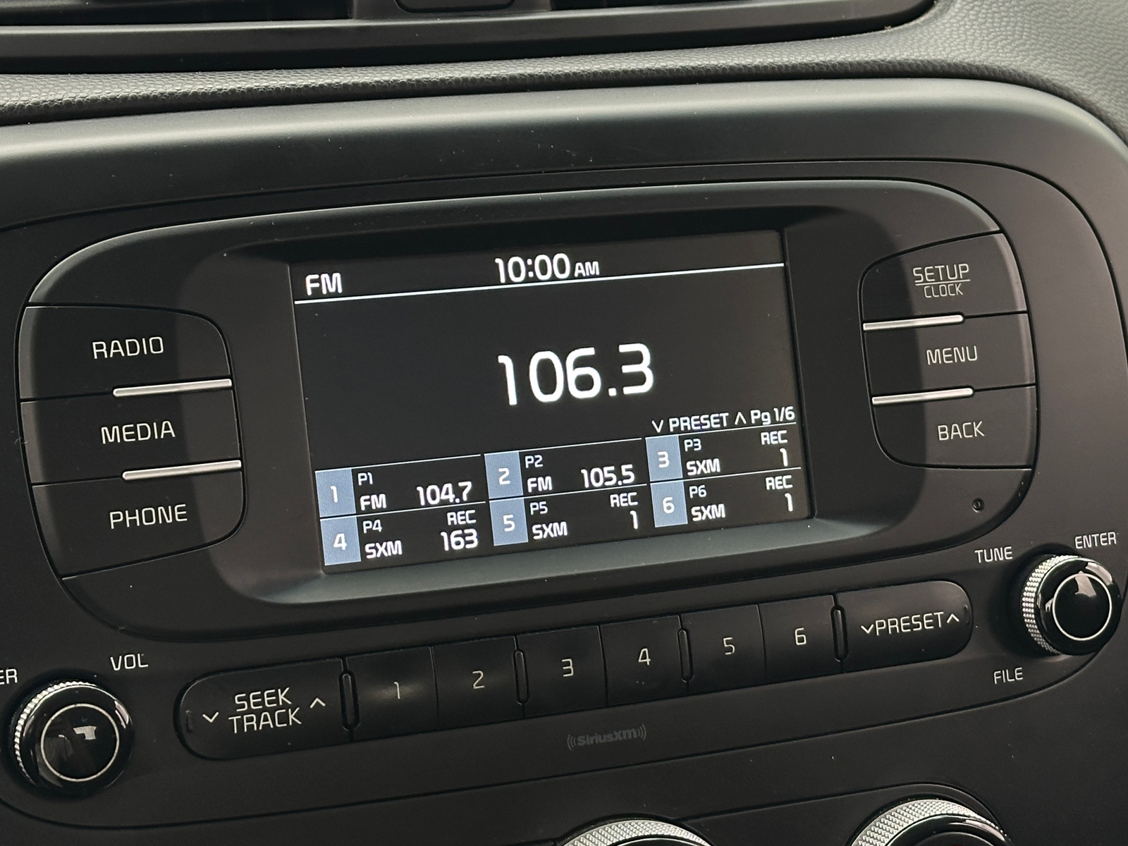 Thumbnail: 2017 Kia Soul - 4