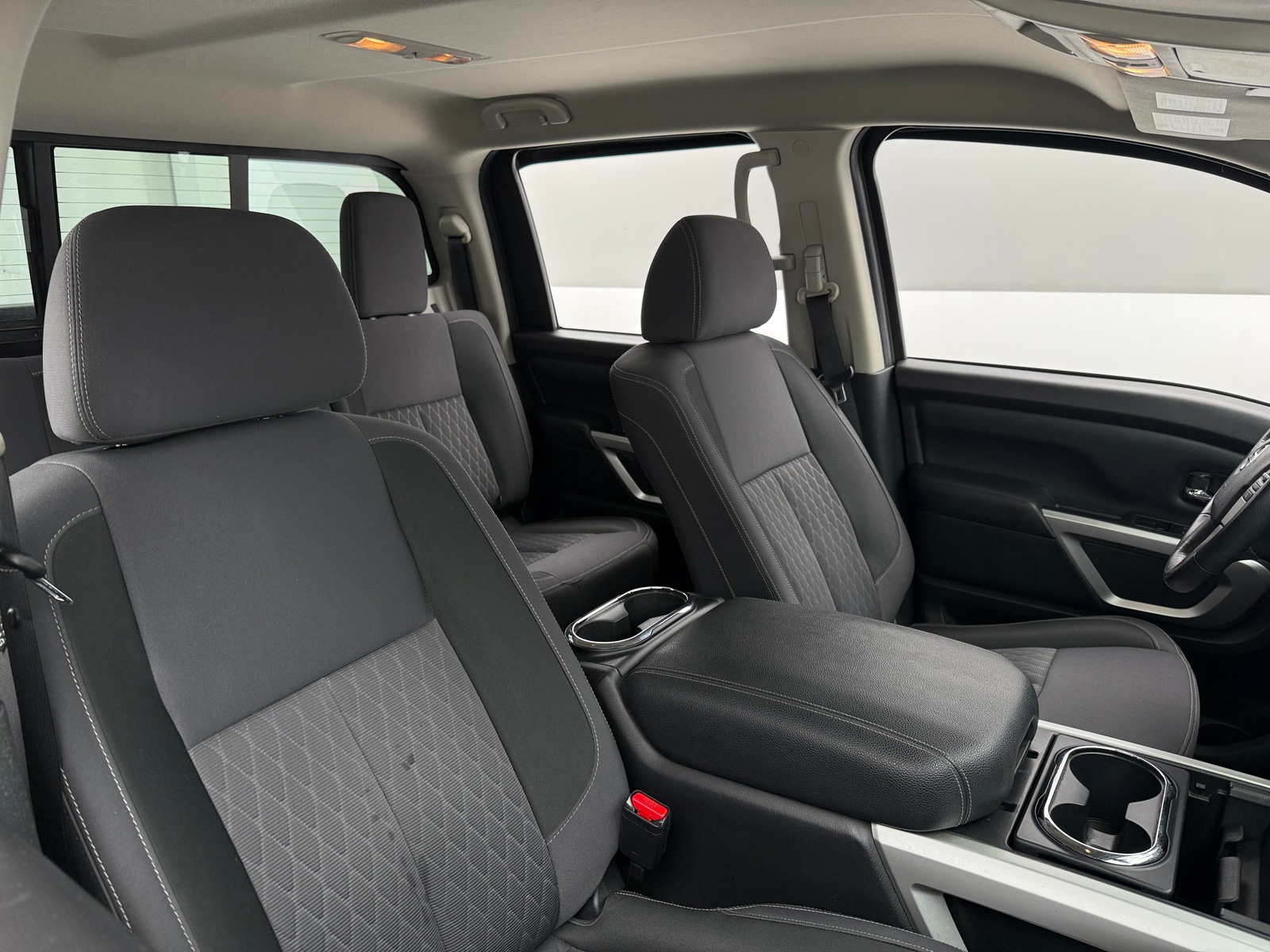 Thumbnail: 2021 Nissan Titan - 2