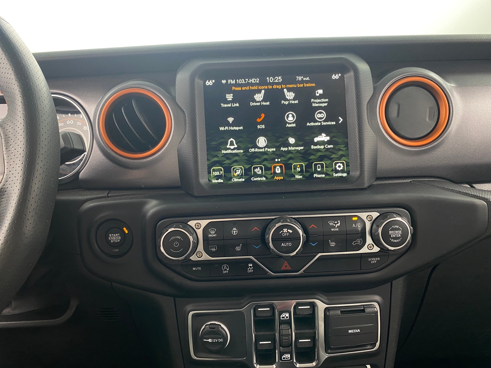 Thumbnail: 2023 Jeep Gladiator - 3