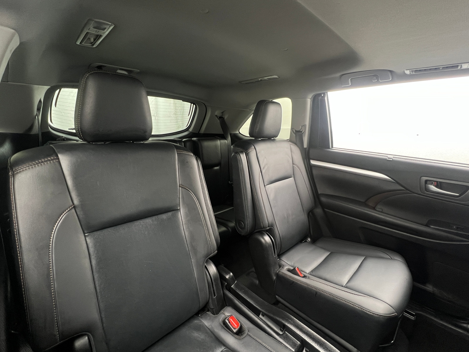 Thumbnail: 2019 Toyota Highlander - 6